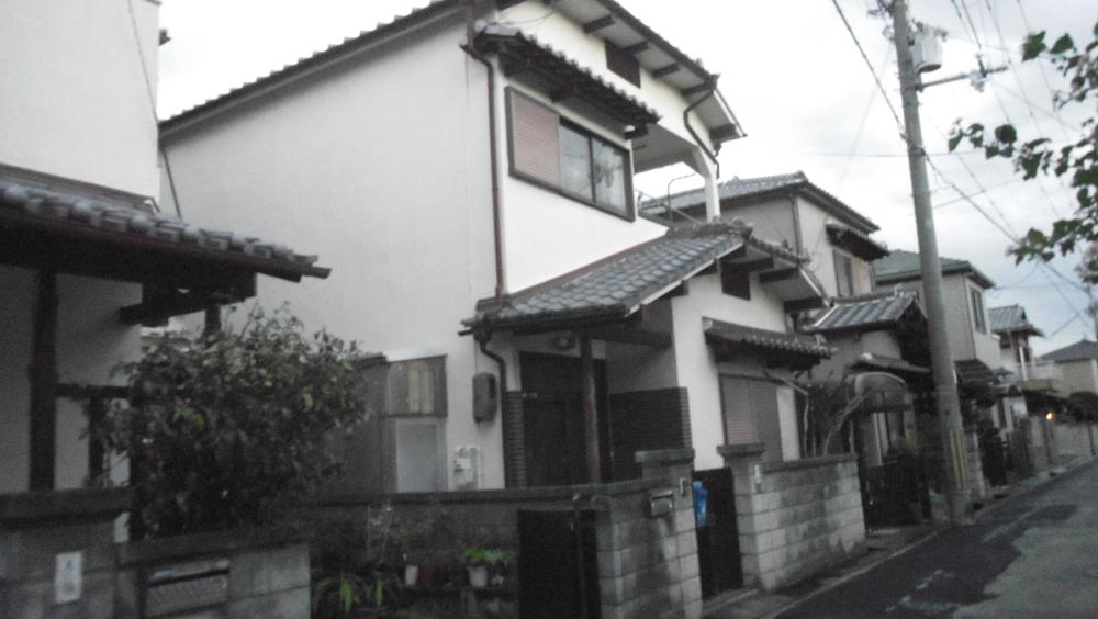 Local appearance photo. It gave a photography from north. From Fujiidera Station, It will walk about 13 minutes. 