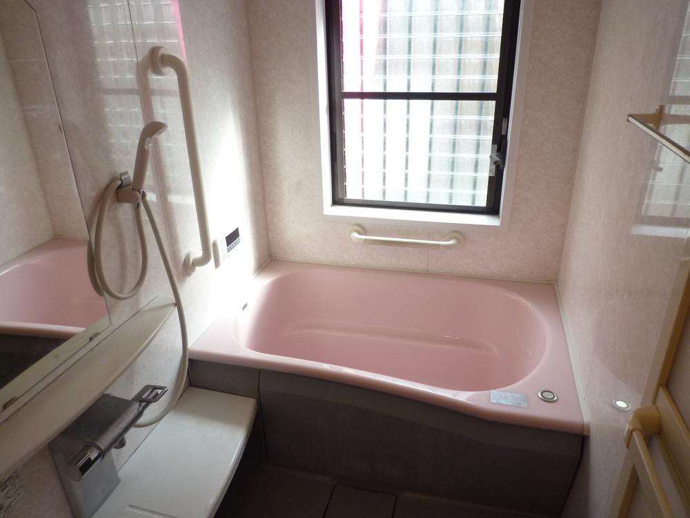 Bathroom. Mist in the bathroom Kawakku