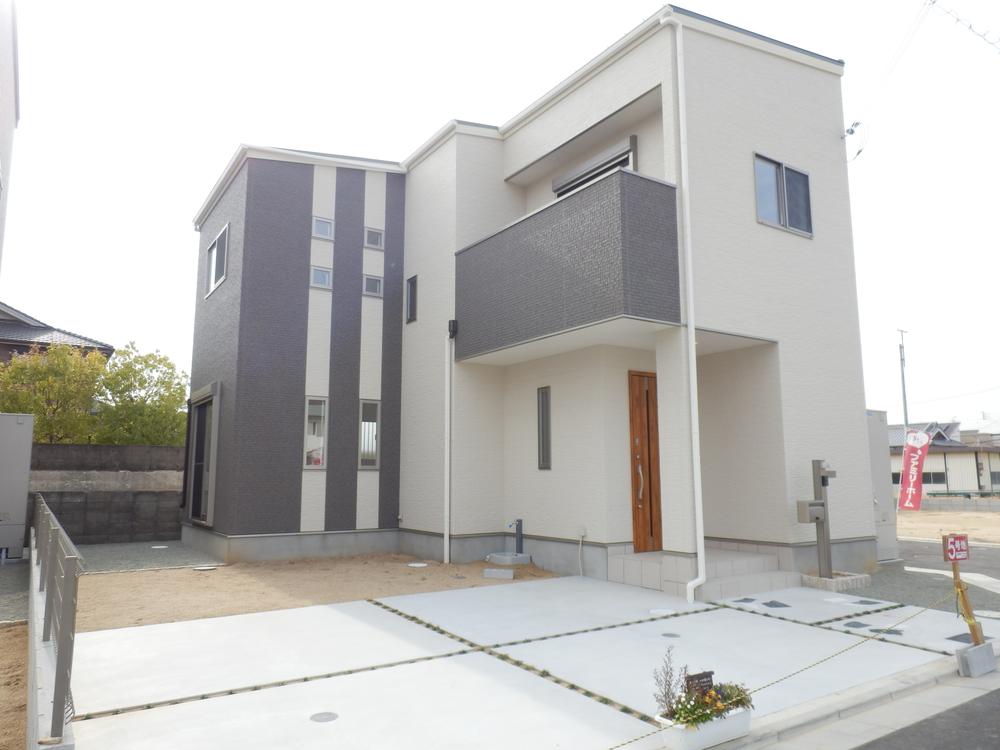 Local appearance photo. Appearance looks like