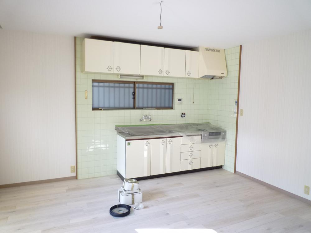 Living. South-facing living room is sunny