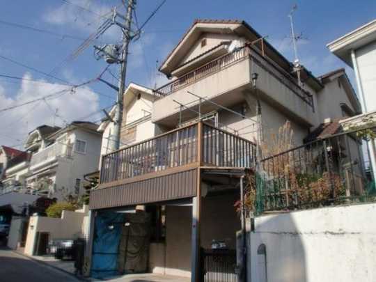 Local appearance photo. The building is the appearance. 