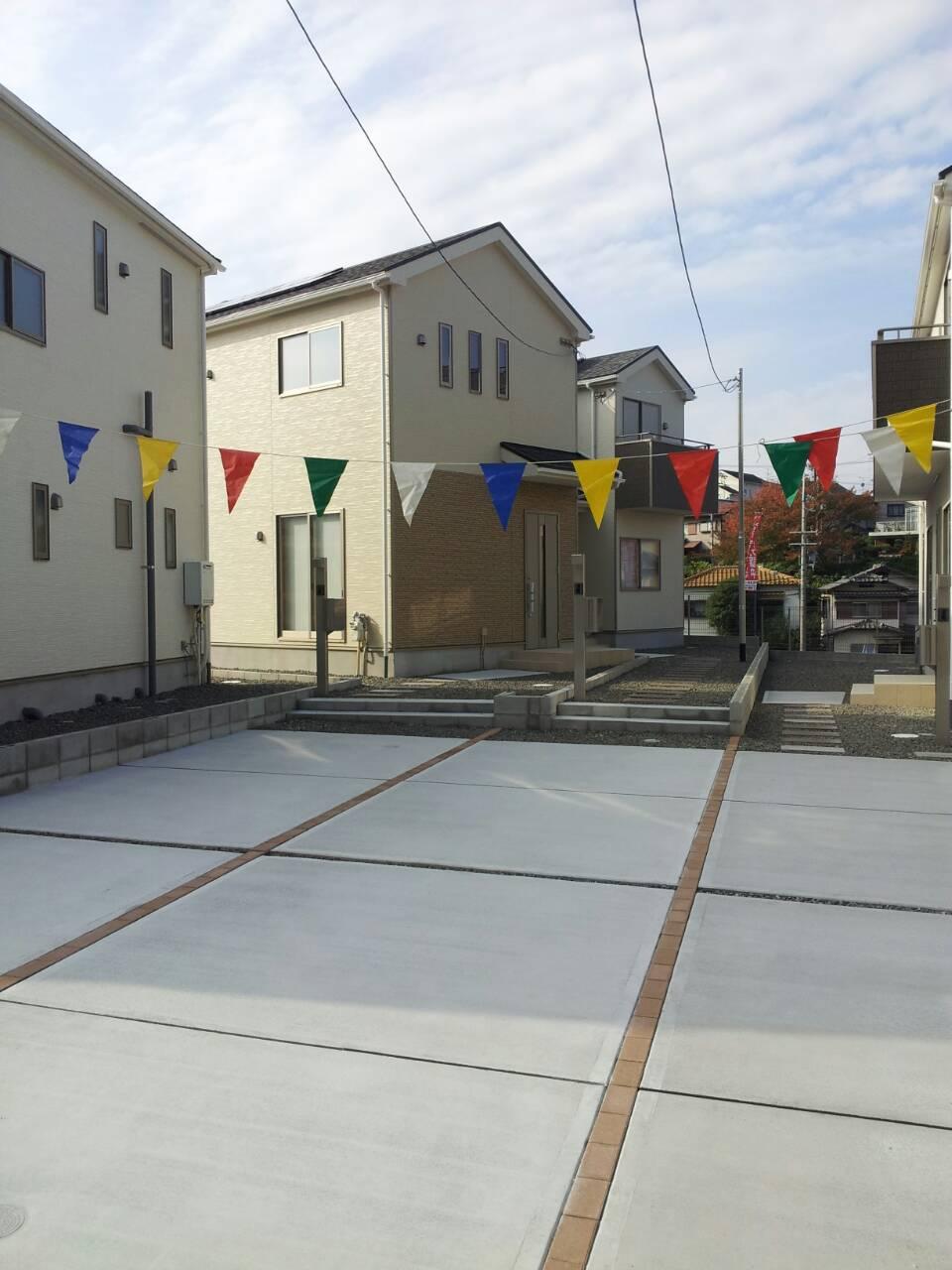 Local appearance photo. Bright house with plenty of sunshine