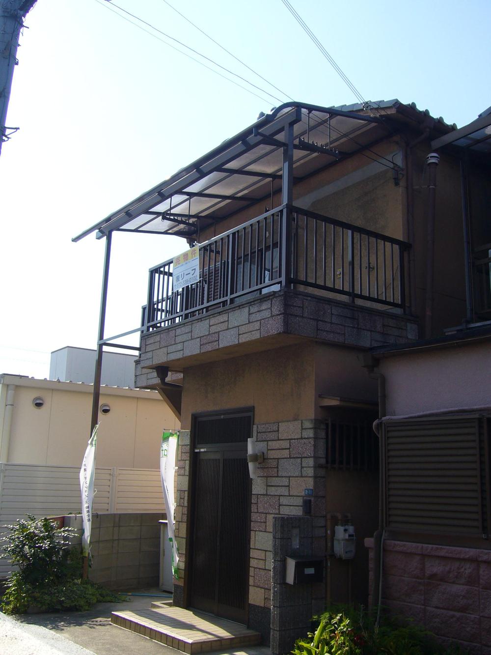 Local appearance photo. Local (07 May 2013) Shooting