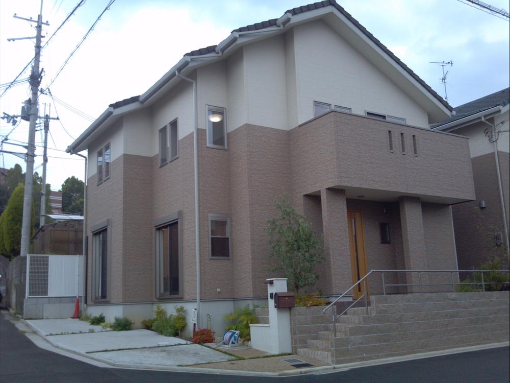 Rendering (appearance). Local model house