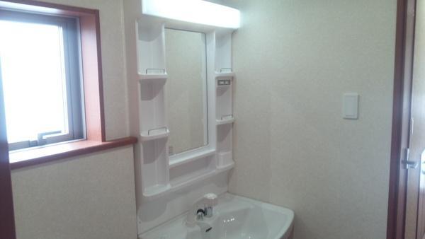 Wash basin, toilet. A busy morning, even morning Shan shampoo dresser ☆