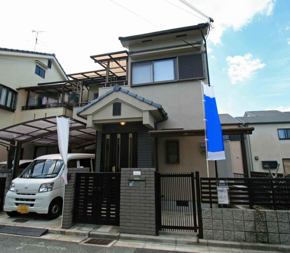 Local appearance photo