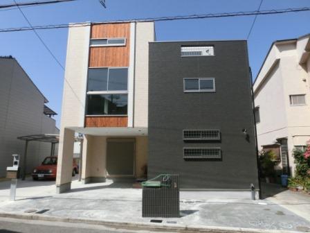 Building plan example (exterior photos). Building plan example