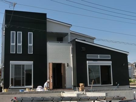 Building plan example (exterior photos). Building plan example