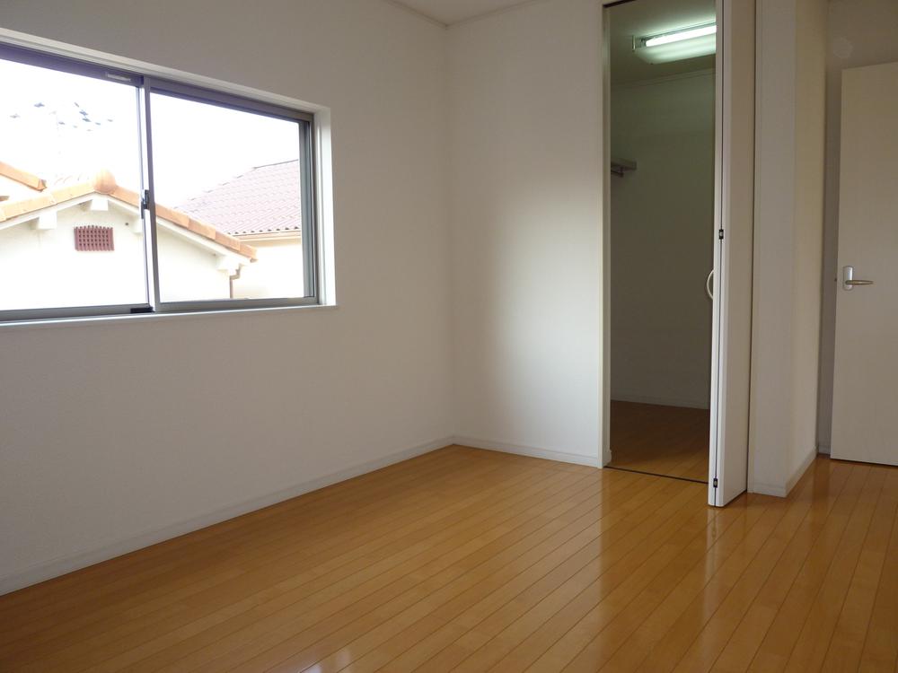 Non-living room. 6.5 Pledge of Western-style