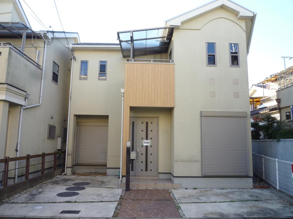 Local appearance photo. Refurbished Turnkey