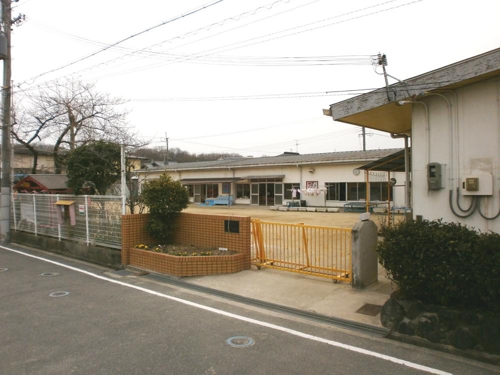 kindergarten ・ Nursery. Habikino Municipal Habikigaoka to kindergarten 565m