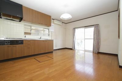 Living. Indoor (06 May 2013) Shooting