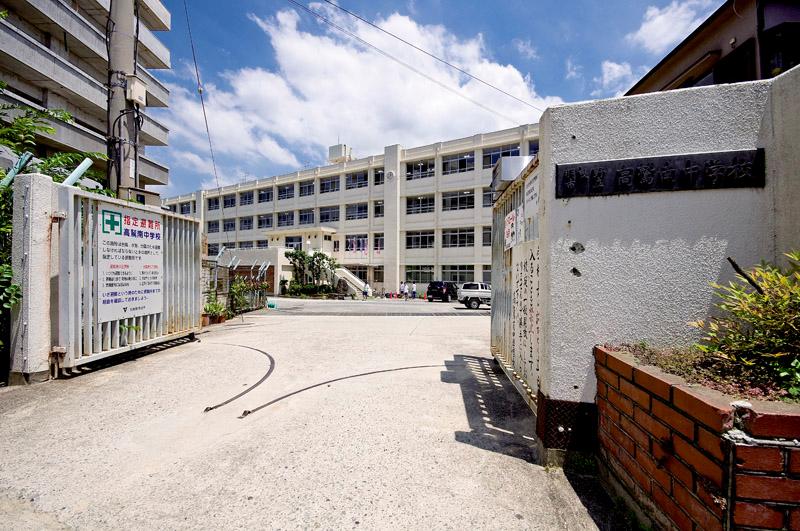 Junior high school. 1593m Takasu south junior high school until Habikino Municipal Takasu Minami Junior High School