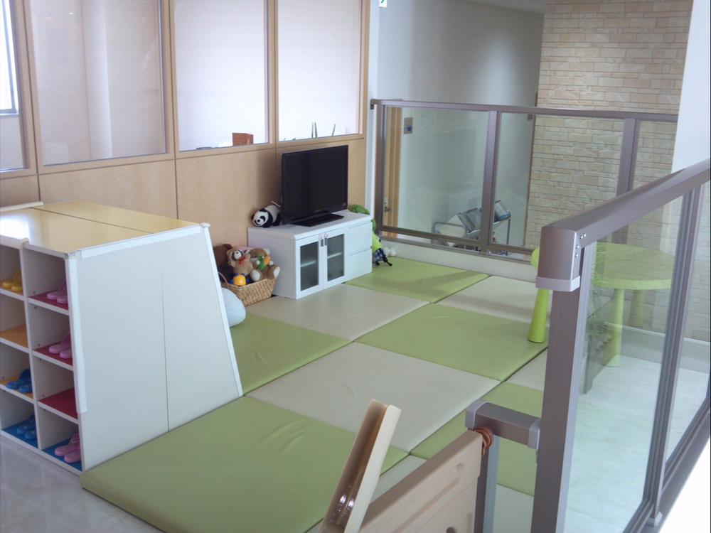 exhibition hall / Showroom. Safe even with children! Kids Corner equipped!