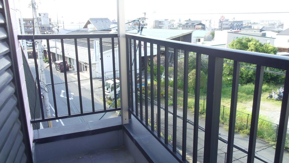 Balcony. I will be watching with a sense of liberation from the balcony. 