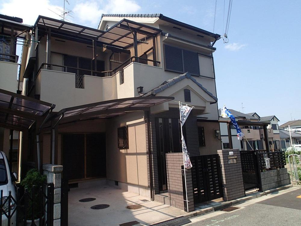 Local appearance photo. Local (09 May 2013) Shooting