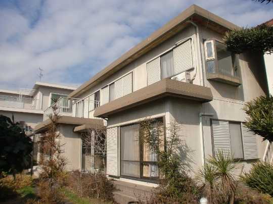 Local appearance photo. The building is the appearance. 