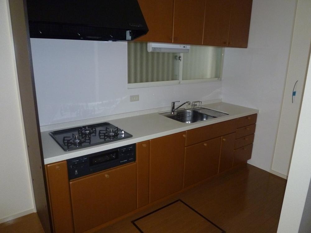 Kitchen. Wash already Is beautiful