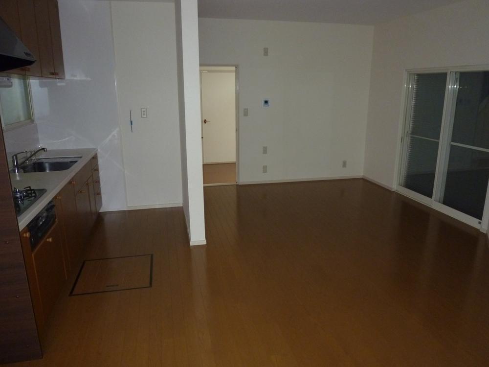 Living. Flooring is already over wax