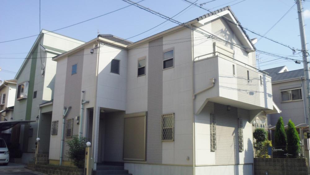 Local appearance photo. Good per yang