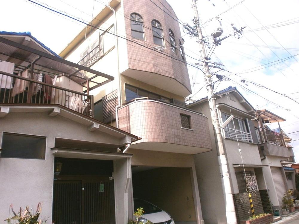 Local appearance photo. Heisei 7 years building