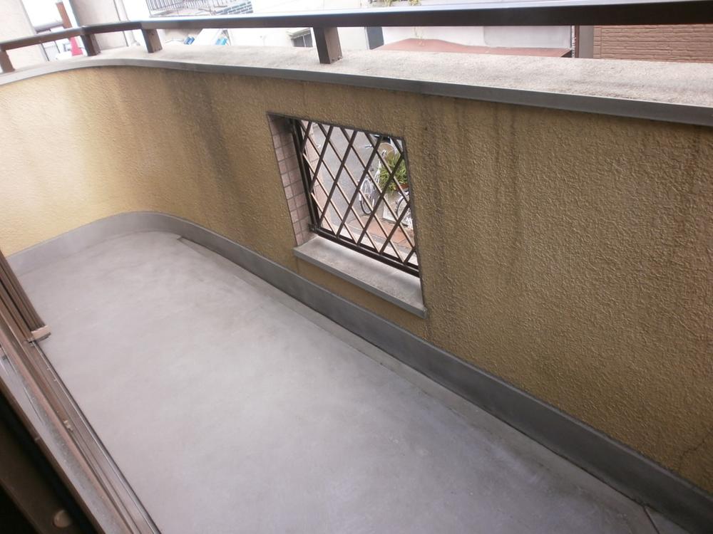 Balcony. East balcony