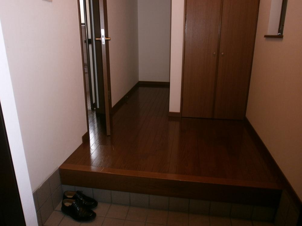 Entrance. Entrance is also clean