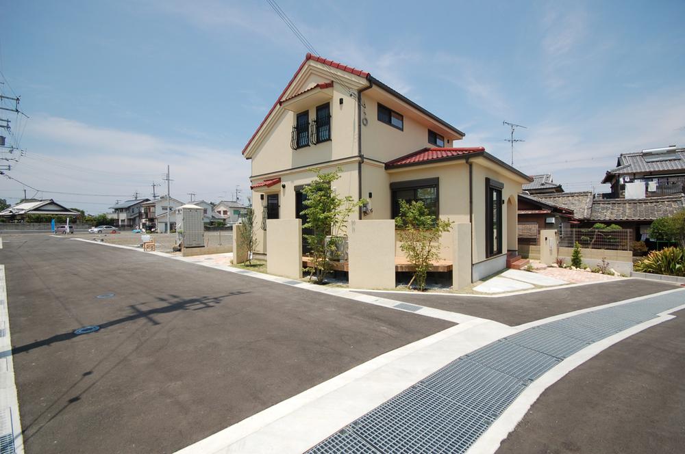 Local photos, including front road