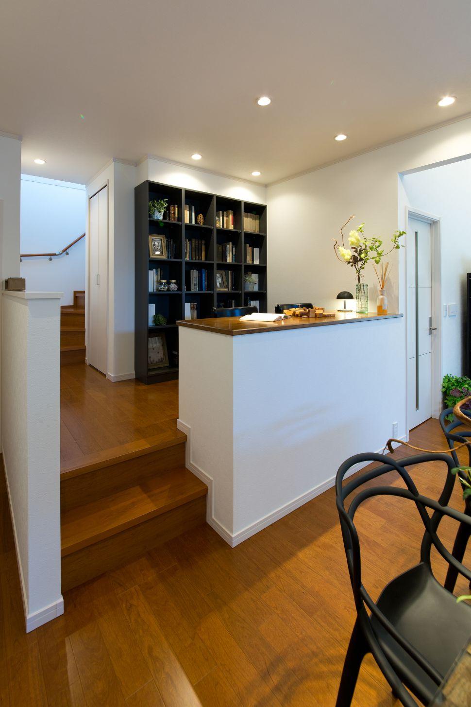 Living. Prepare your child's study space in the living room. Many of the students who have passed the University of Tokyo is the case I was studying in the living room.