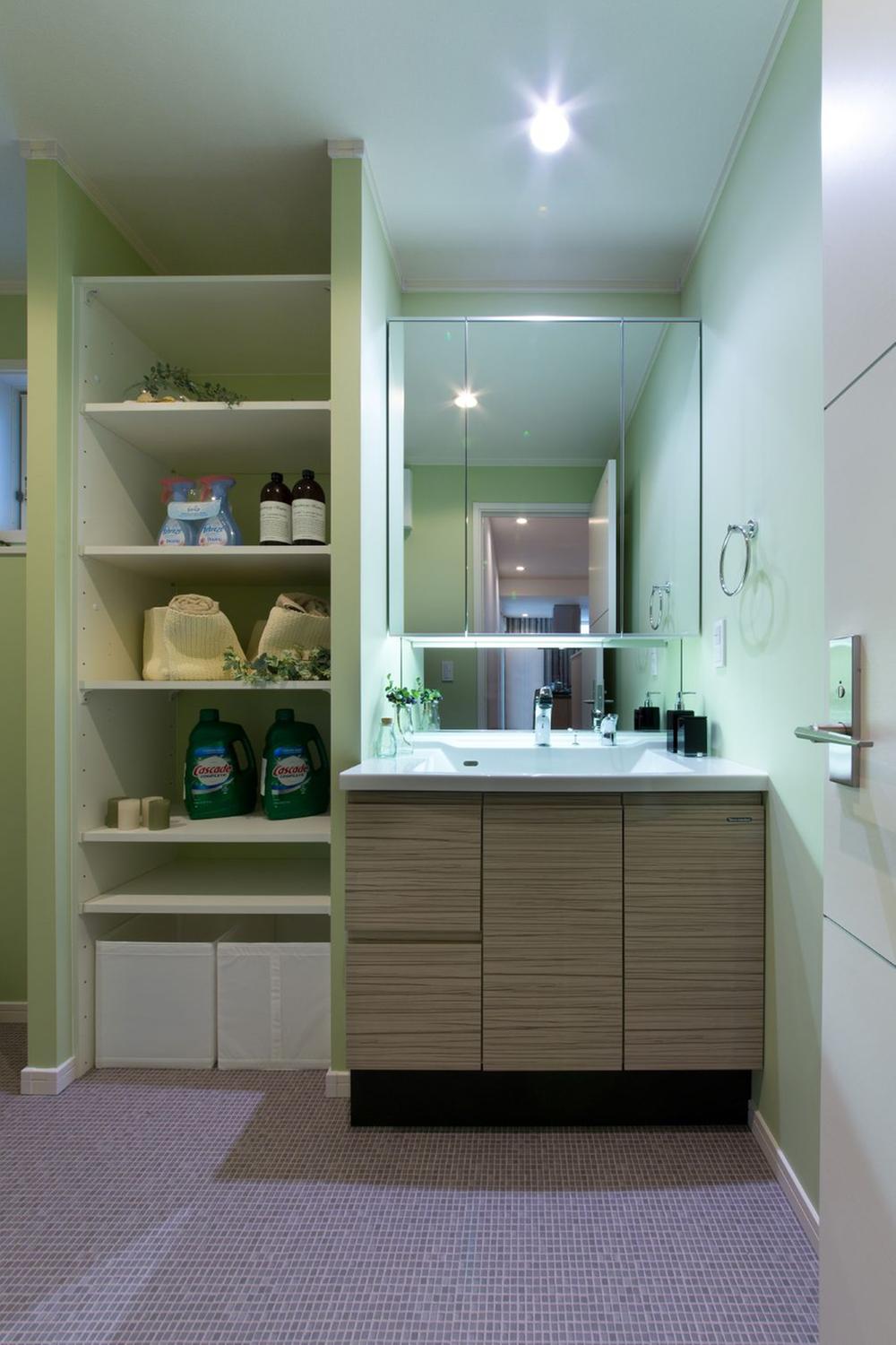 Wash basin, toilet. Absolutely, but storage space is prone washroom shortage, Yes to secure in advance sufficient storage space.