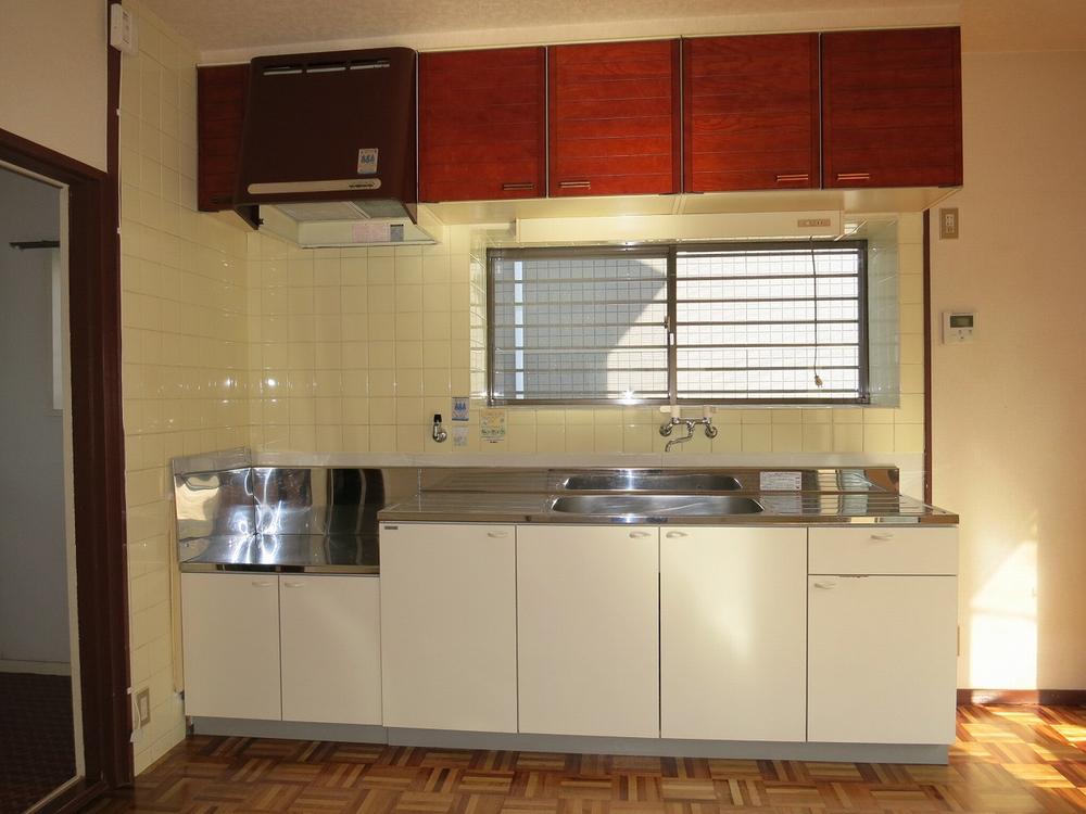 Kitchen. Indoor (September 2013) Shooting