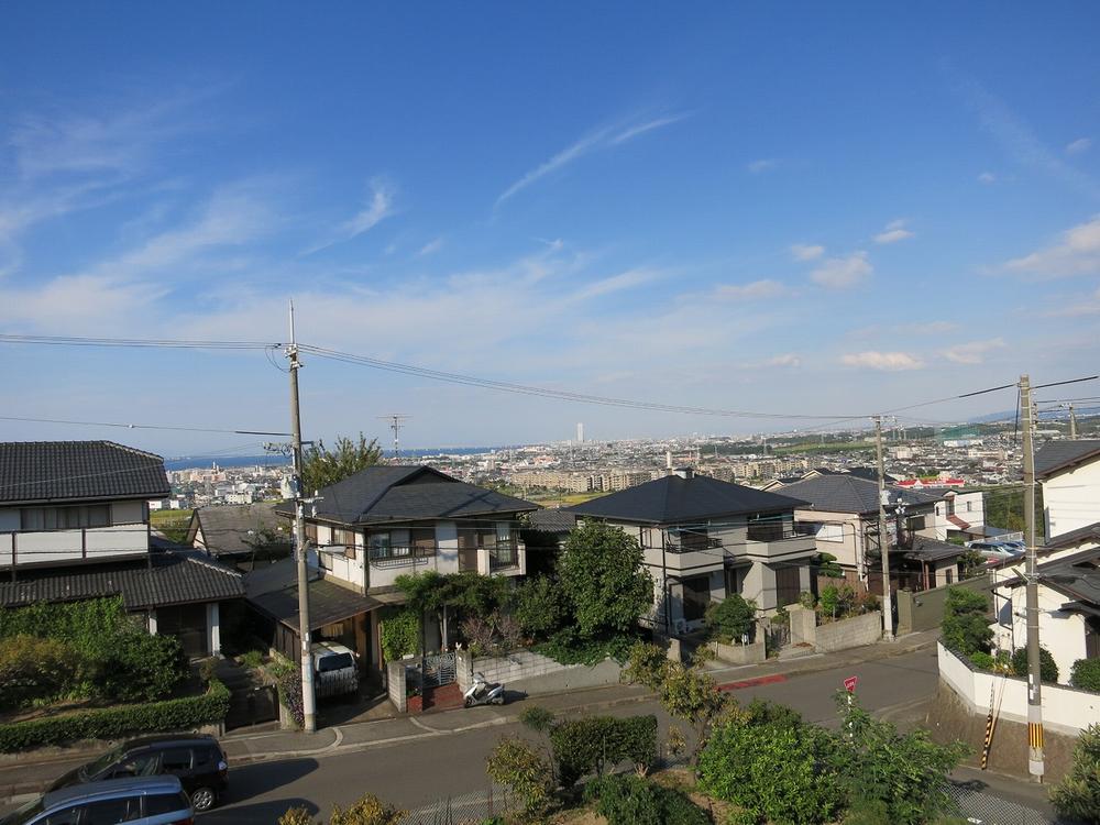 View photos from the dwelling unit. View from local (September 2013) Shooting