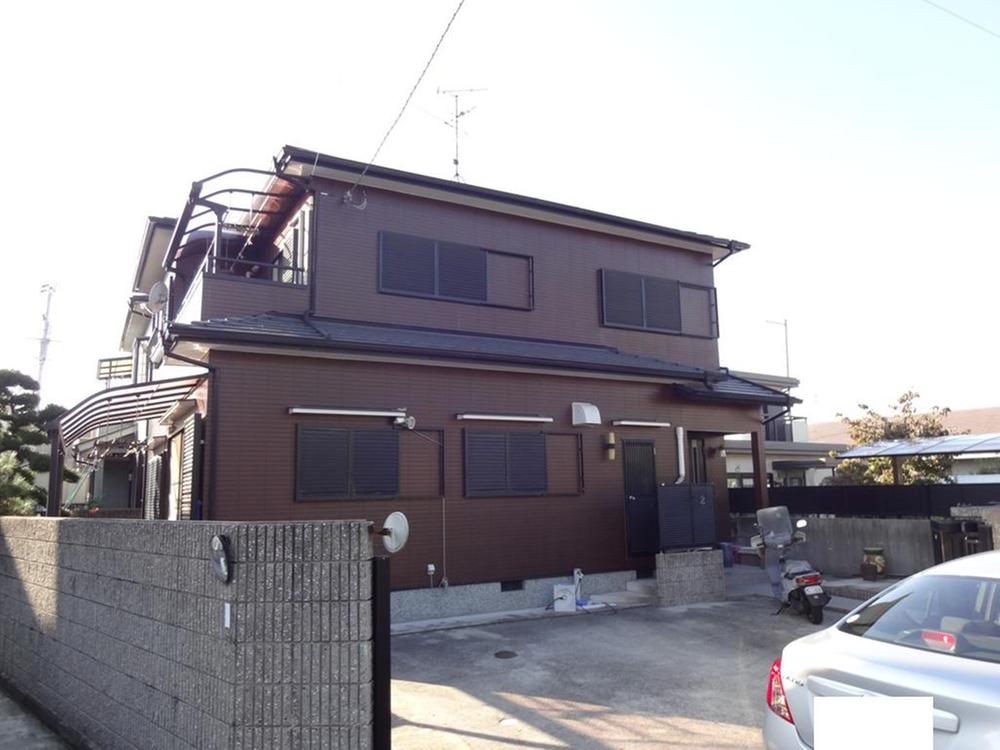 Local appearance photo. Local (11 May 2013) Shooting