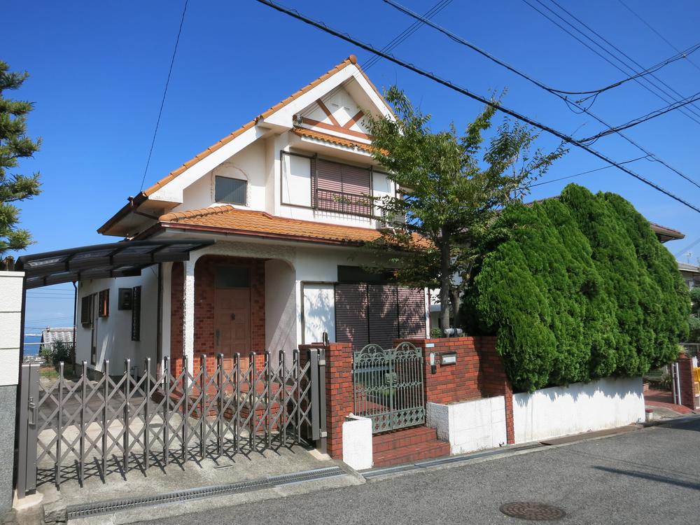 Local appearance photo. Local appearance (October 2013) Shooting