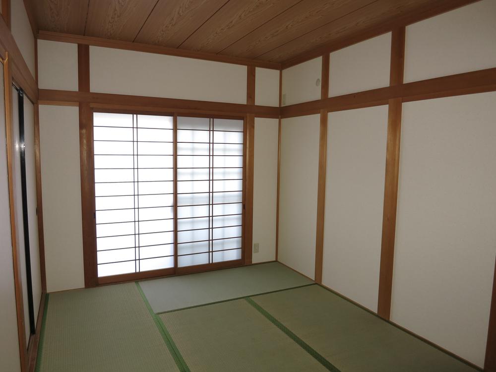 Non-living room. Indoor (11 May 2013) Shooting