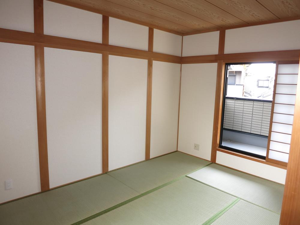 Non-living room. Indoor (11 May 2013) Shooting