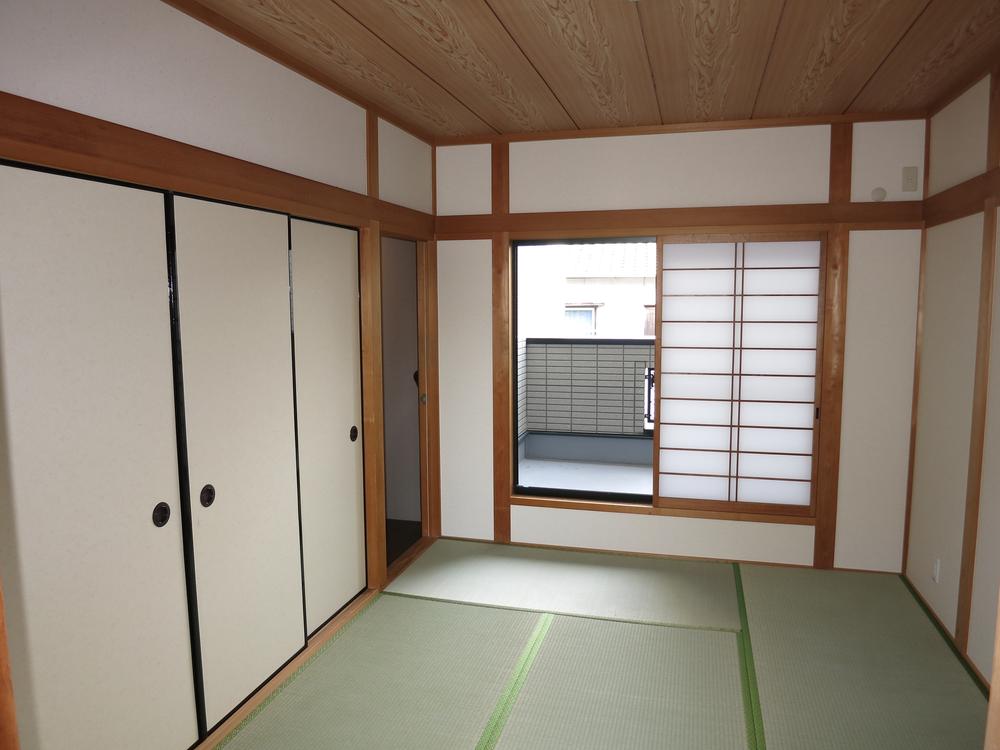 Non-living room. Indoor (11 May 2013) Shooting