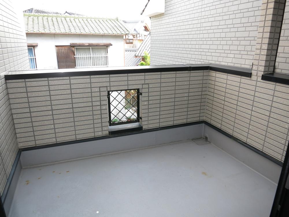 Balcony. Local (11 May 2013) Shooting