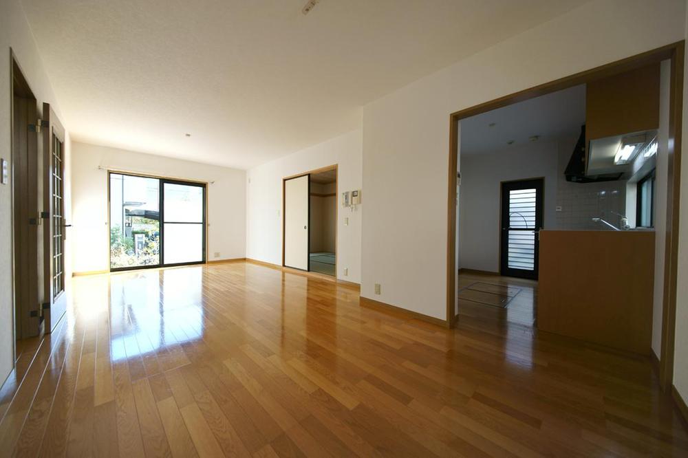 Living. December 2013 shooting