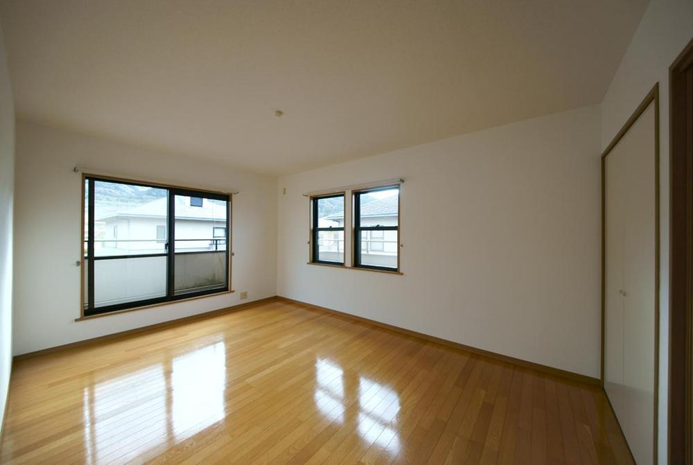 Non-living room. December 2013 shooting