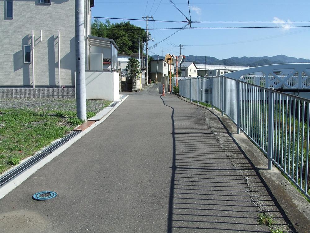 Local photos, including front road