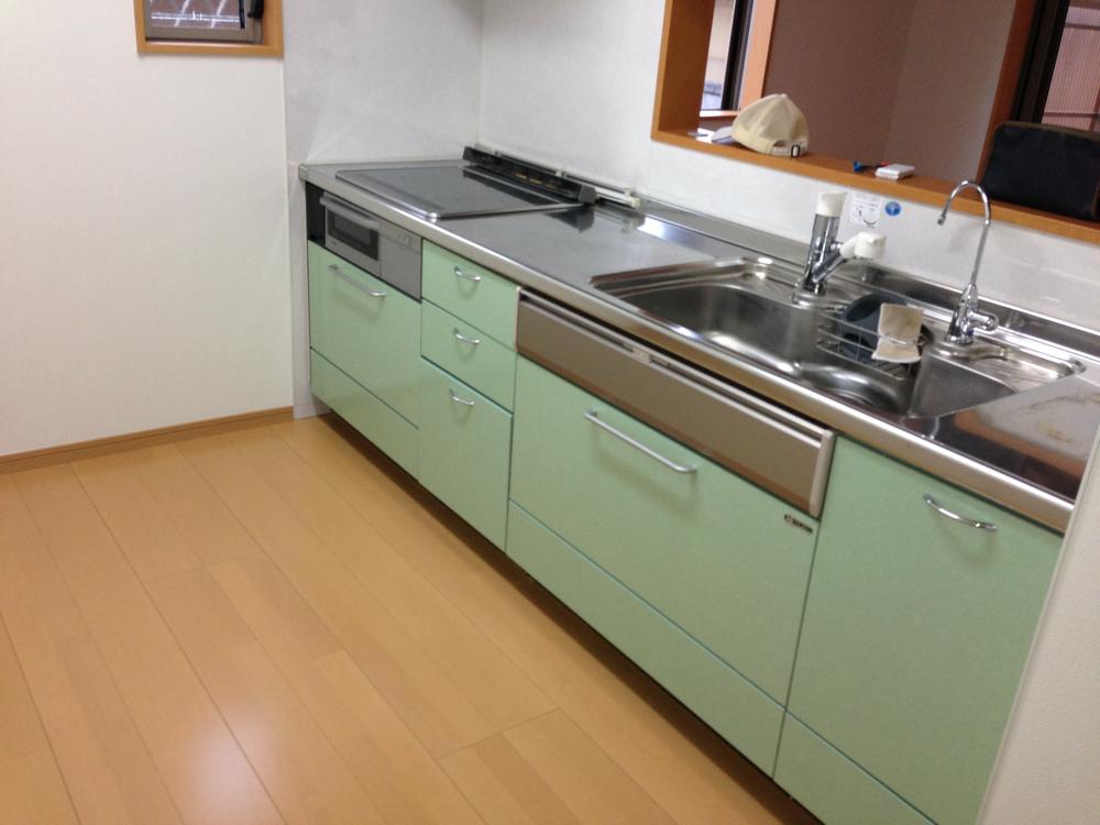 Kitchen. Indoor (July 2013) Shooting