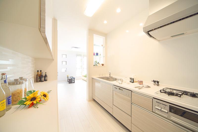 Kitchen. Room (August 2013) Shooting