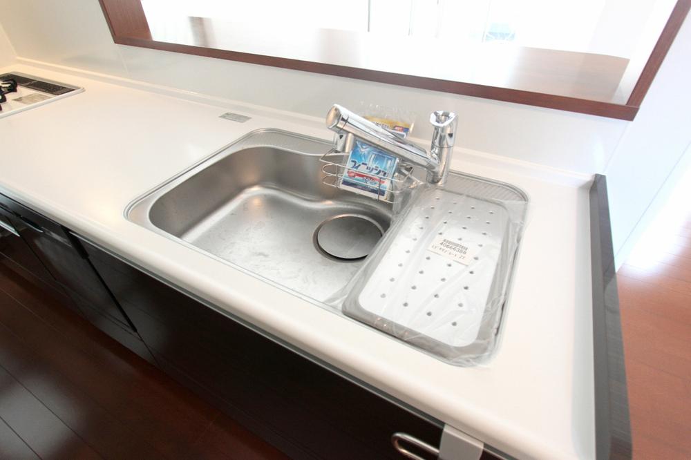 Other Equipment. ■ kitchen sink