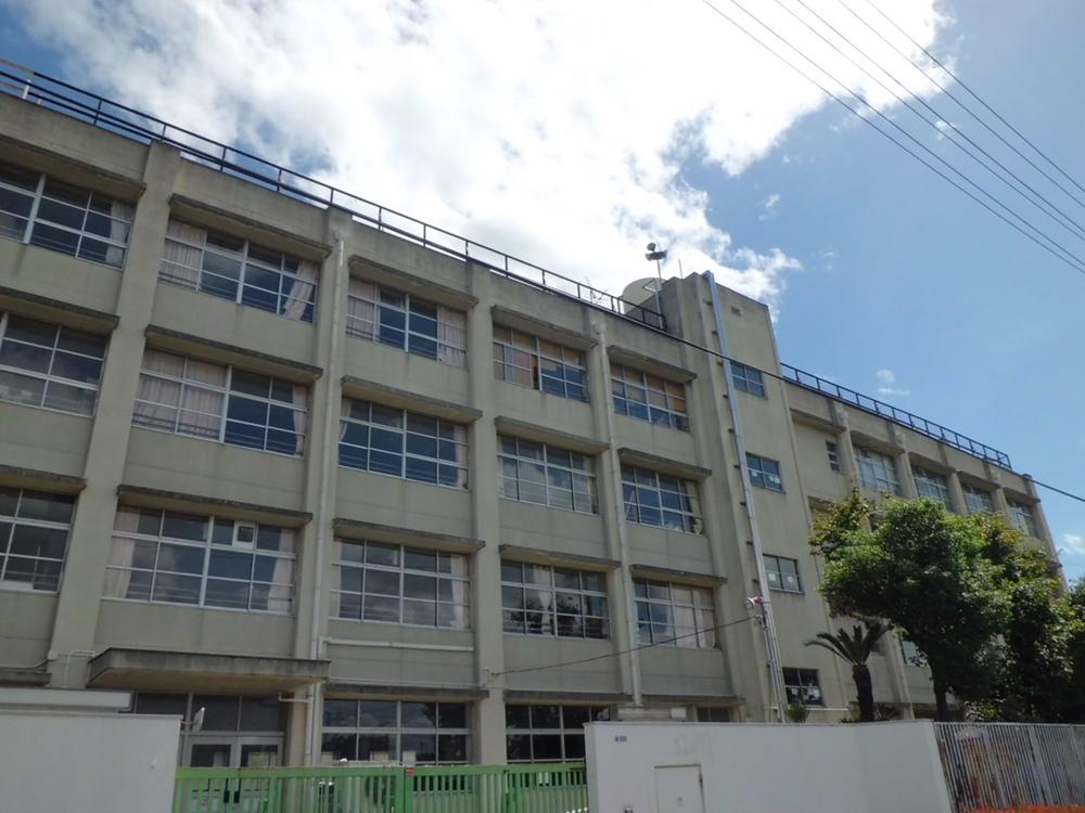 Primary school. Higashi-Osaka 769m up to municipal Kano Elementary School