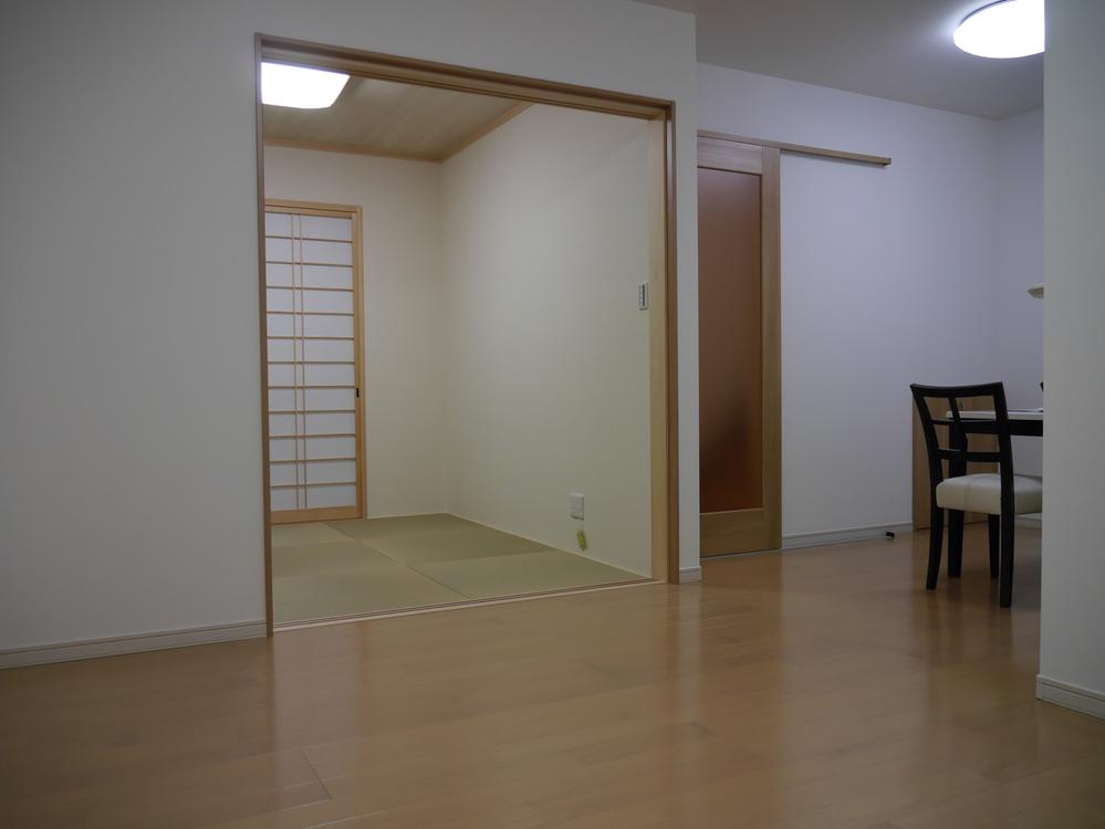 Living. Is living Japanese-style More.