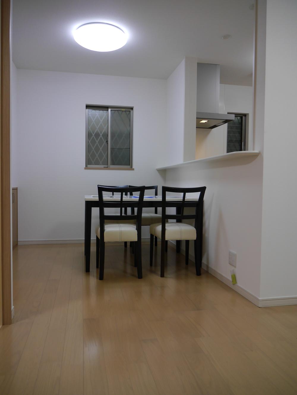 Living. Dining space