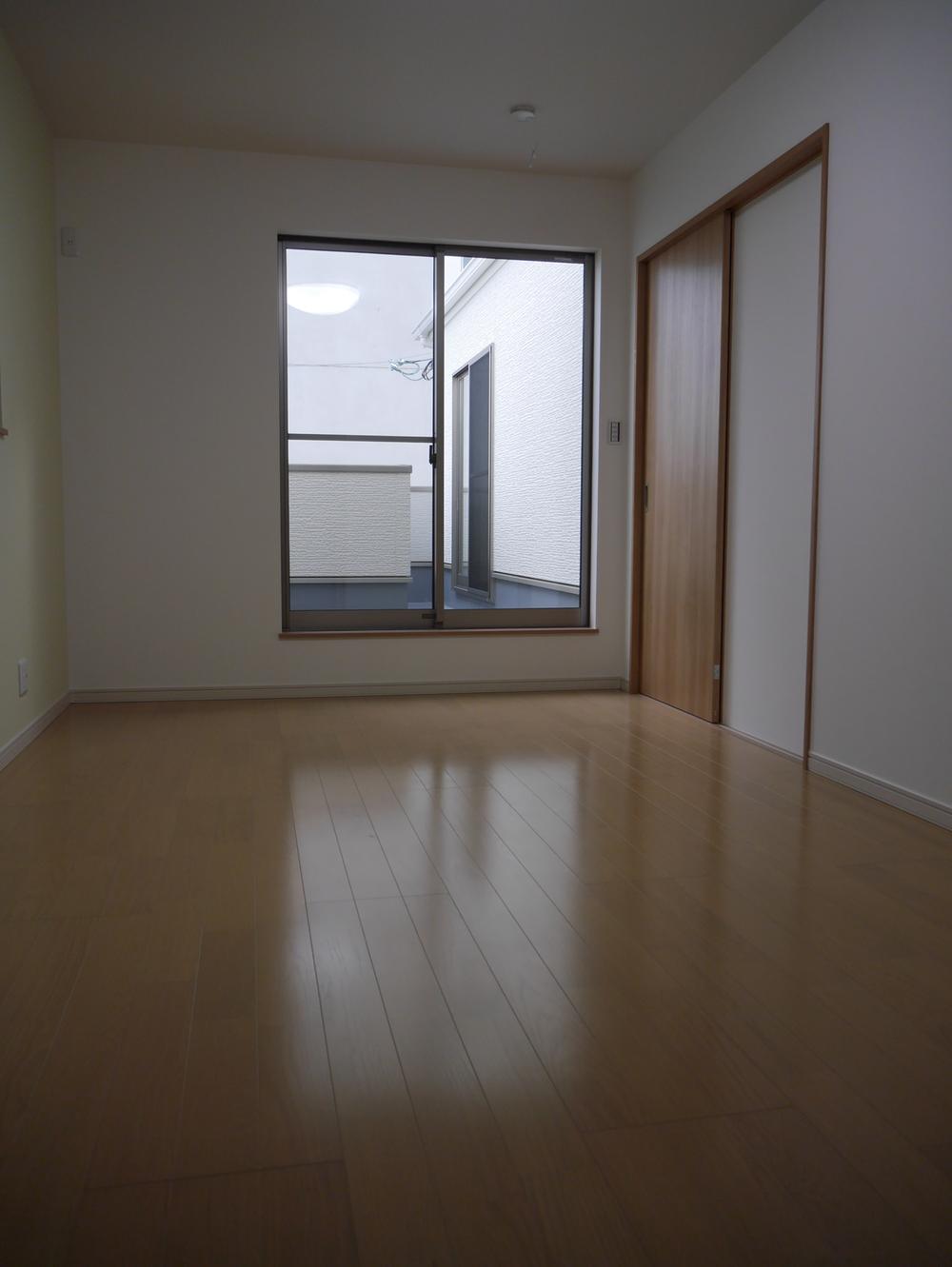 Non-living room. 2 Kaiyoshitsu