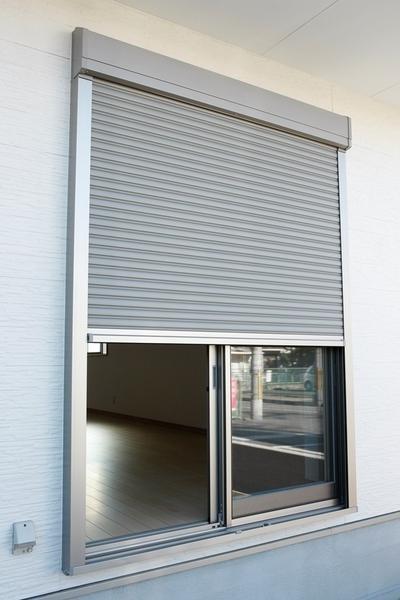 Other. Shutter shutters on the first floor. Up with the pack in the lightweight, It is safe in crime prevention surface.