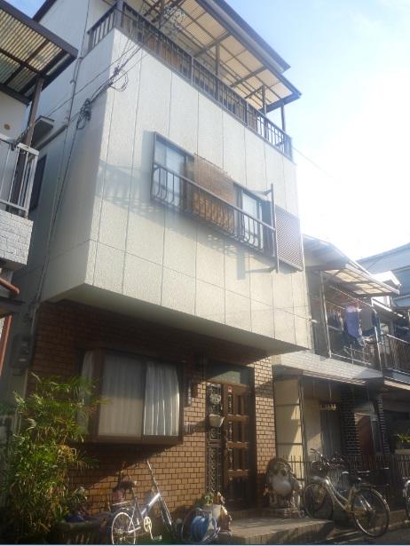 Local appearance photo. Local (August 2013) Shooting